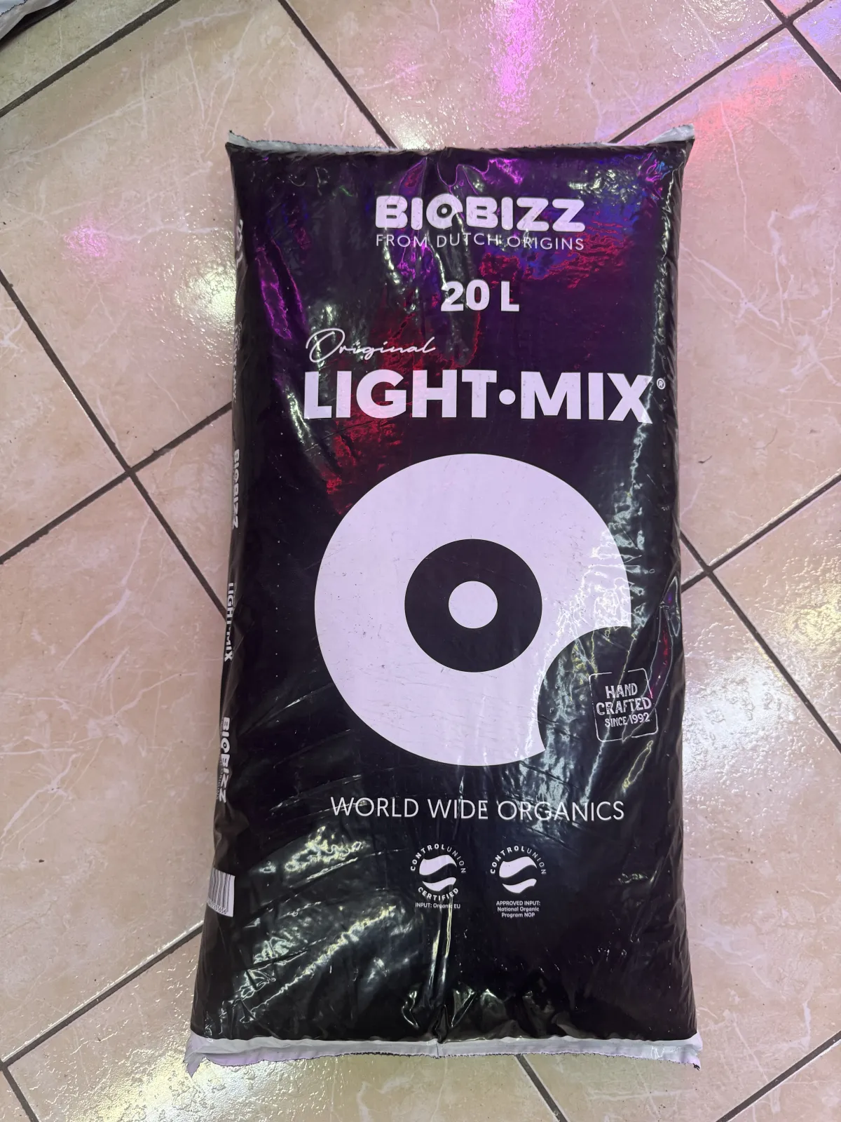BIOBIZZ LIGHT MIX 20 LITROS